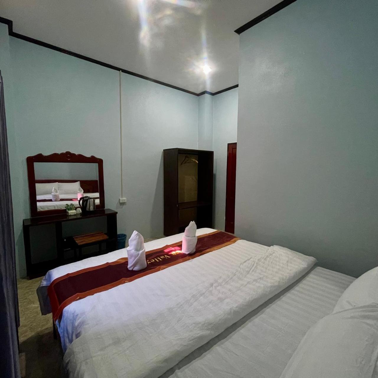 Smile Guesthouse Vangvieng วังเวียง ภายนอก รูปภาพ
